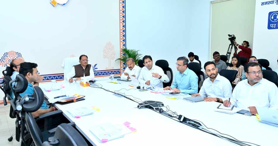 रायपुर : आम जनता की समस्याओं के त्वरित समाधान का प्रभावी माध्यम बन रही सीएम हेल्पलाइन 1076 : मुख्यमंत्री श्री विष्णु देव साय